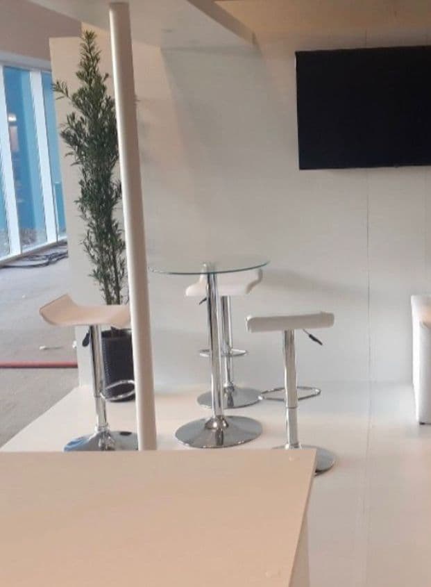 High tables set 1